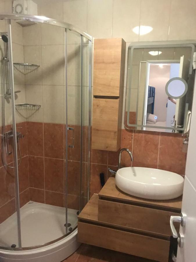Pkm Apartments Baska Voda Luaran gambar